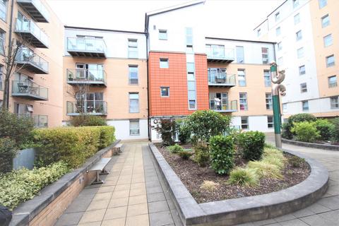 2 bedroom apartment for sale, Lady Anne Court, Queen Mary Avenue, London