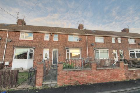 3 bedroom terraced house to rent, St. Johns Crescent, Durham DH6