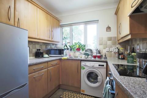 1 bedroom ground floor flat for sale, All Hallows Road, Walkington, Beverley, East Riding of Yorkshire, HU17 8SH