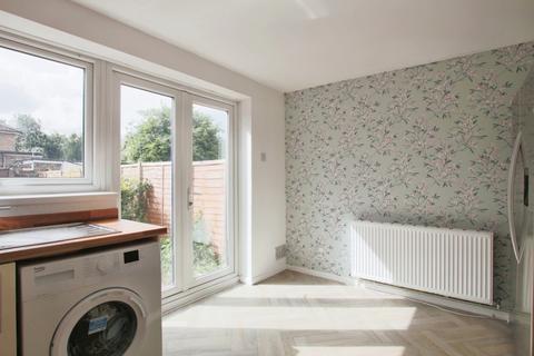 2 bedroom semi-detached house for sale, Woodhall Street, Hull,  HU8 8DS