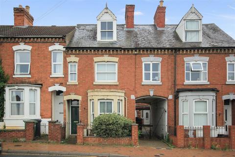 3 bedroom end of terrace house for sale, Victoria Road, Wellingborough NN8