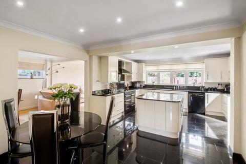 4 bedroom detached house for sale, Athole Gardens, Enfield, Greater London