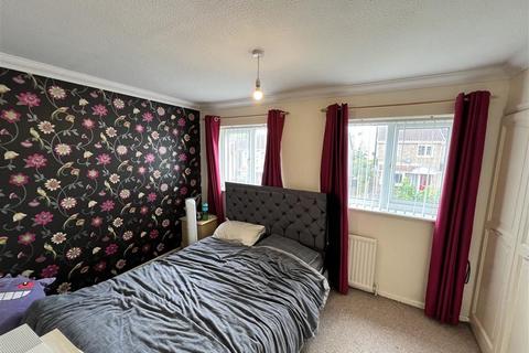 3 bedroom semi-detached house for sale, Vicarage Gardens, Featherstone, Pontefract