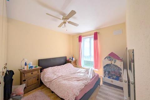 49 Engleheart Drive, Feltham, TW14 9HL