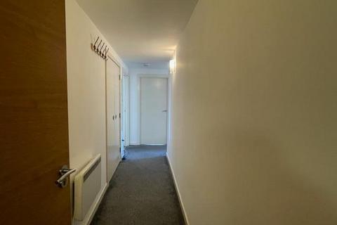 2 bedroom flat to rent, Meadowside Quay Walk, Glasgow G11