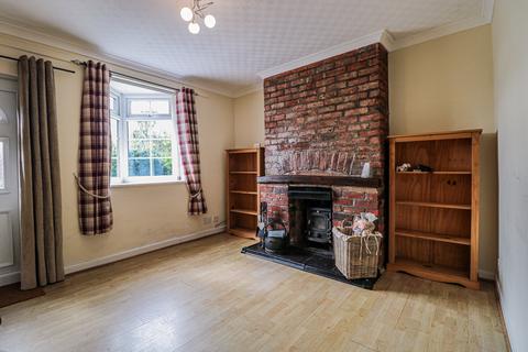 2 bedroom cottage to rent, Heath Terrace, Arclid, CW11