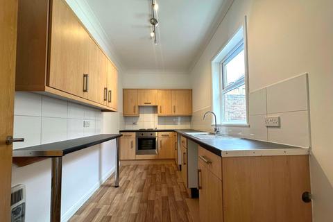 2 bedroom flat to rent, Elm Grove, Southsea Unfurnished