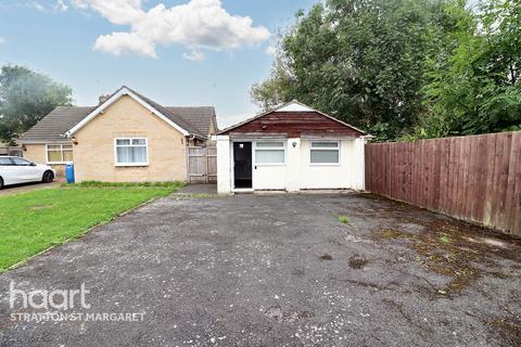 3 bedroom bungalow for sale, Sandgate, Swindon