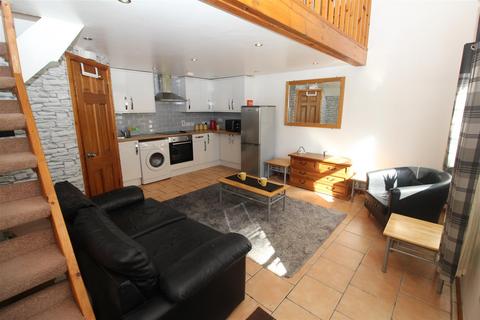 1 bedroom house to rent, Whitchurch Road, Gabalfa CF14