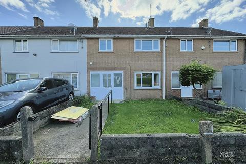 3 bedroom terraced house for sale, Brayford Place, Llanrumney, Cardiff. CF3