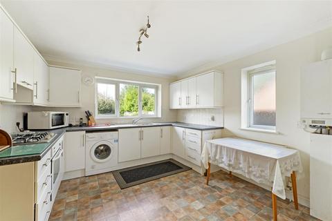 3 bedroom semi-detached house for sale, Pett Road, Pett TN35 4EX