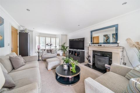 4 bedroom detached house for sale, Hengest Avenue, Esher, KT10