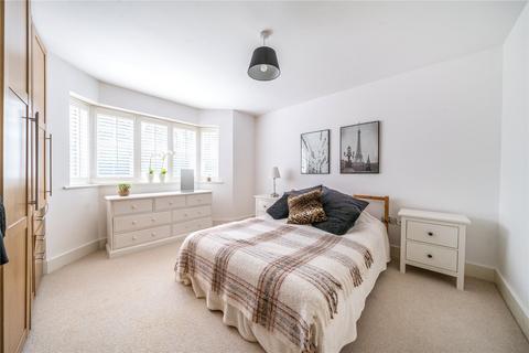 41 Hengest Avenue, Esher, KT10 0BP