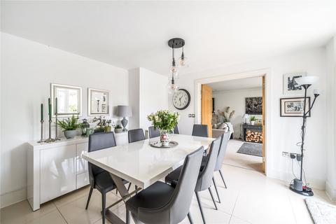 41 Hengest Avenue, Esher, KT10 0BP