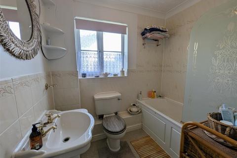 12 Lendon Way, Winkleigh, EX19 8JS
