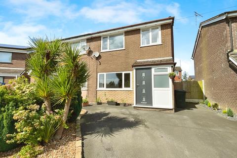 3 bedroom semi-detached house for sale, Stonehill Crescent, Rochdale, OL12