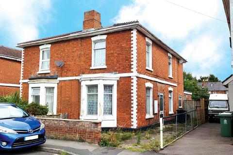 3 bedroom semi-detached house for sale, 65 Howard Street, Gloucester