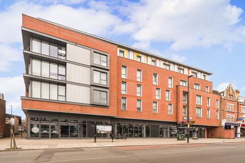 1 bedroom flat for sale, Merryfield Court, Uxbridge Road, Acton, London, W3