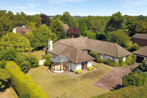 4 bedroom detached bungalow for sale, West Chiltington - private cul-de-sac location