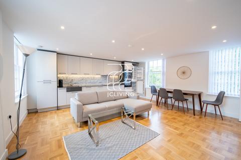 2 bedroom flat to rent, Dorigen court, London, W14