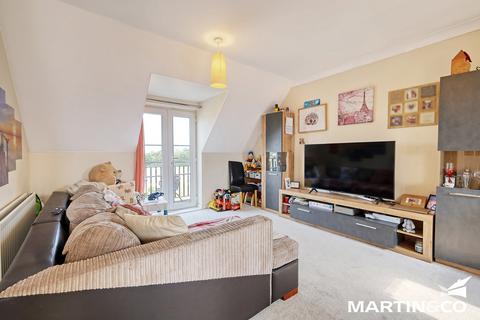 2 bedroom apartment for sale, Eglinton Drive, Chelmsford