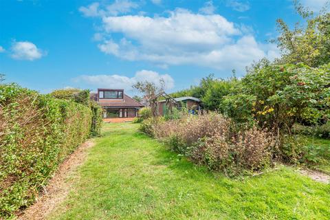 3 bedroom semi-detached bungalow for sale, Astwood Road, Worcester