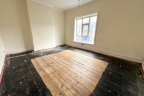 124 Corporation Road, Grimsby, DN31 1UP