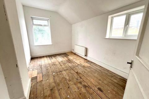 124 Corporation Road, Grimsby, DN31 1UP