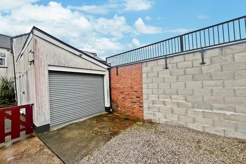 3 bedroom terraced house for sale, Manchester Road, Westhoughton, BL5