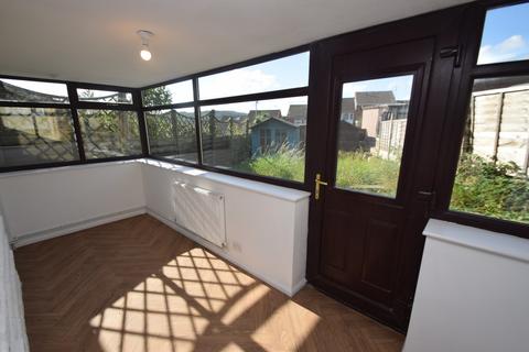 53 Ferncliffe Road, Bingley, BD16 4PN
