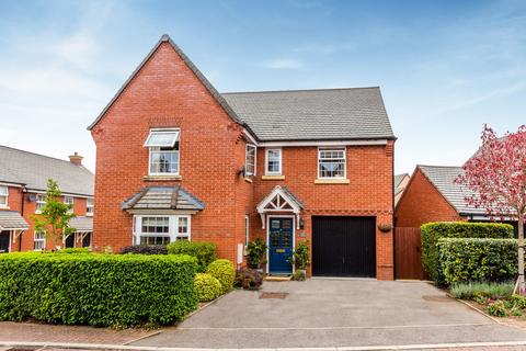 4 bedroom detached house for sale, Heron Close, Higham Ferrers NN10