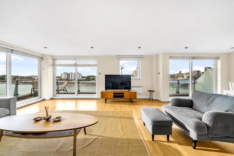 3 bedroom apartment to rent, Smugglers Way, Wandsworth