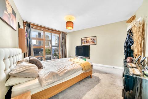 1 bedroom apartment for sale, Falcon Wharf, Battersea