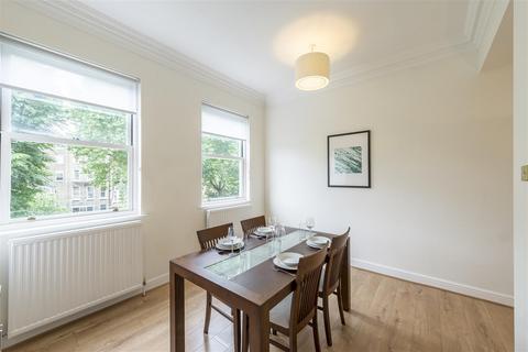 2 bedroom flat to rent, Somerset Court Lexham Gardens, London W8