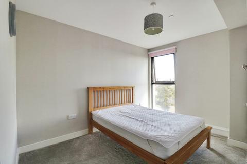 2 bedroom apartment to rent, Victoria Avenue, Southend-on-sea, SS2