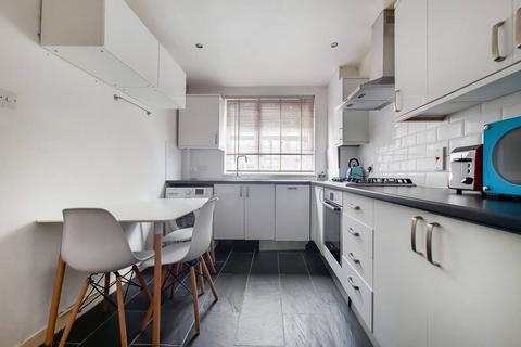 2 bedroom maisonette to rent, Glengall Grove, Isle Of Dogs, London, E14