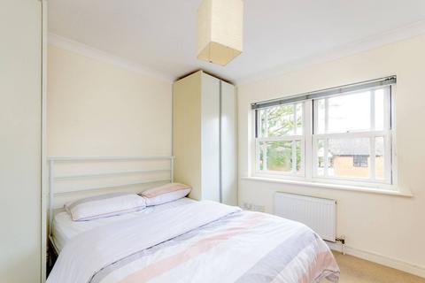 1 bedroom flat to rent, St Lukes Square, Guildford, GU1