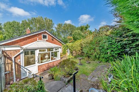 3 bedroom detached bungalow for sale, Kingfisher Drive, Hednesford, Cannock WS12