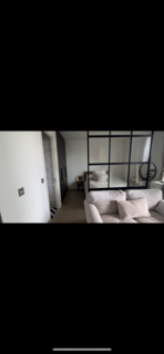 Studio to rent, Wardian, London, E14