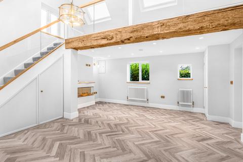 101 Chester Road, Castle Bromwich, Birmingham, B36 9DS