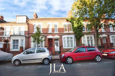 4 bedroom terraced house to rent, Leicester LE2