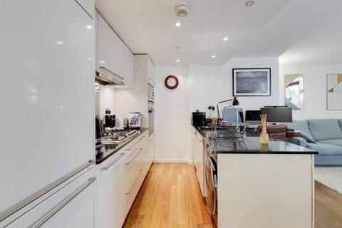 2 bedroom flat for sale, Flat 7 The Vetro, 90 Lower Mortlake Road, Richmond, London, TW9 2JG