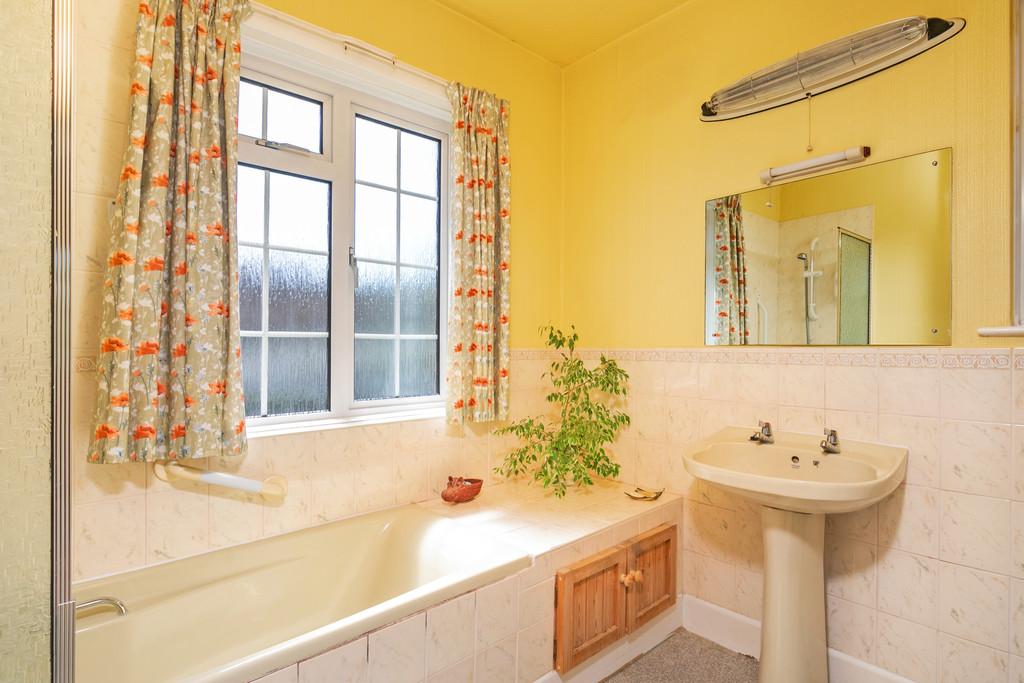 Belgarum - 32 Milverton Road SO22 5 RU-26