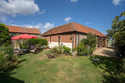 4 bedroom barn conversion for sale, Sidestrand