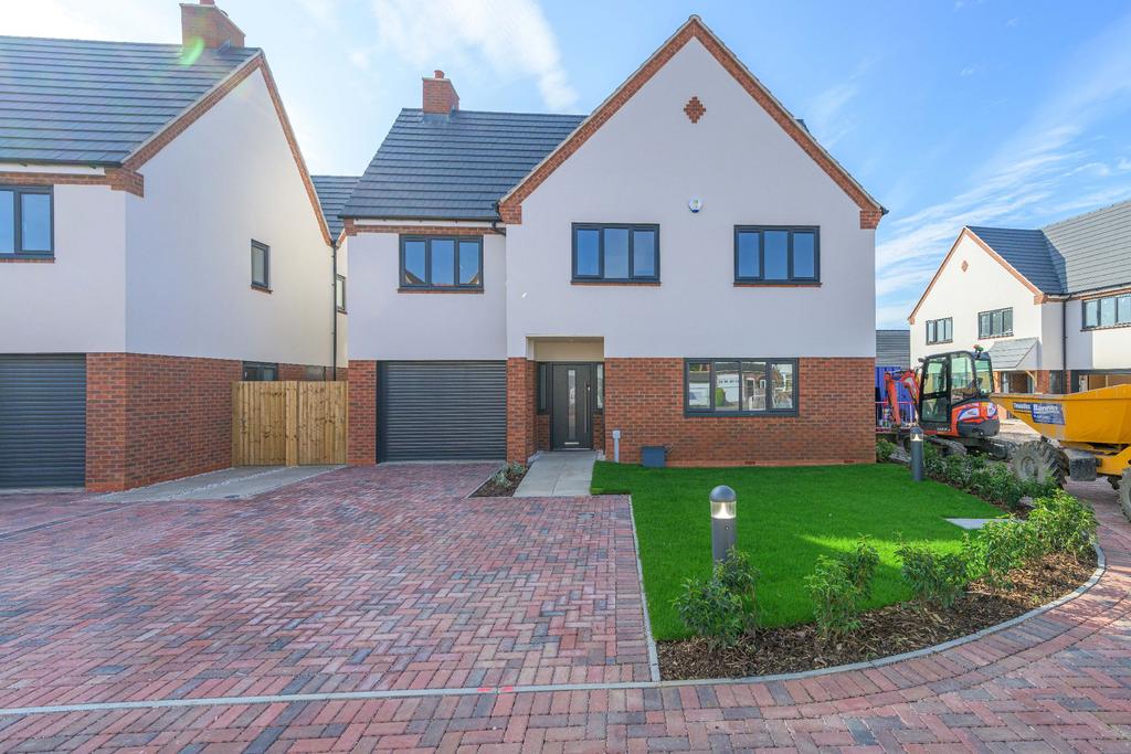 Ashfield Road, Leicester LE2 5 bed detached house to rent £3,495 pcm