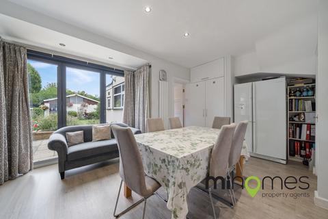 4 bedroom end of terrace house for sale, Osidge Lane, London