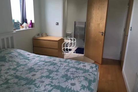 2 bedroom flat to rent, 187 East India Docks, E14