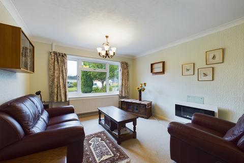 3 bedroom semi-detached bungalow for sale, Fernside, Great Kingshill, Buckinghamshire