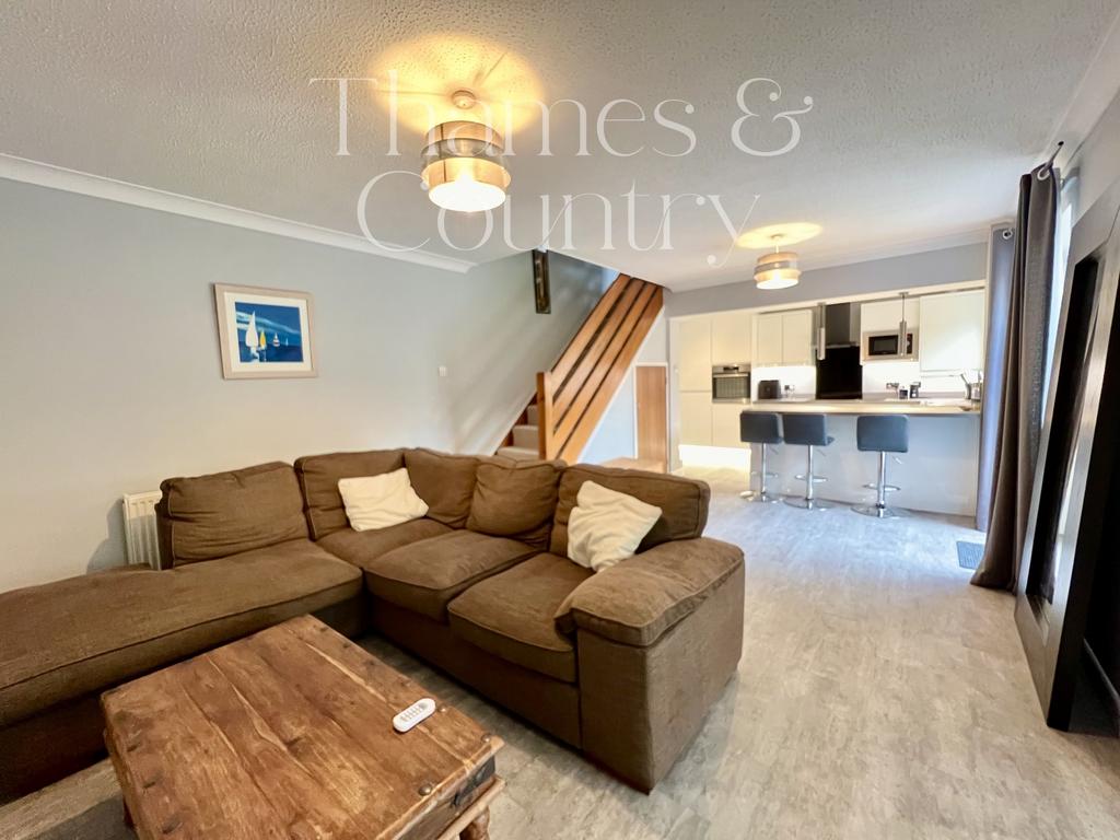 Lounge kitchen