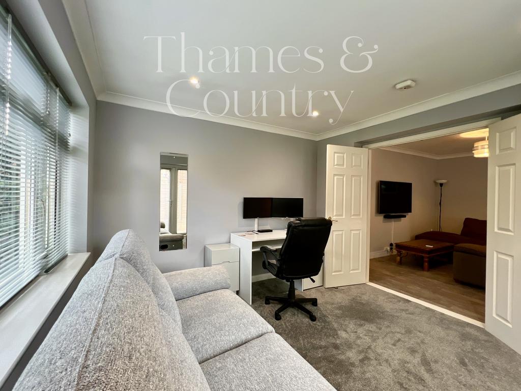 Bedroom 3 / reception